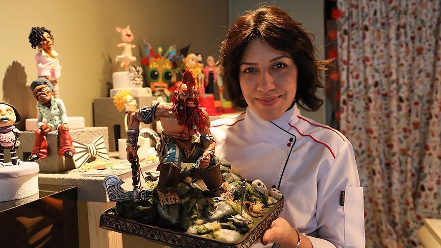 pastayla ilginc karakterlere hayat veriyor