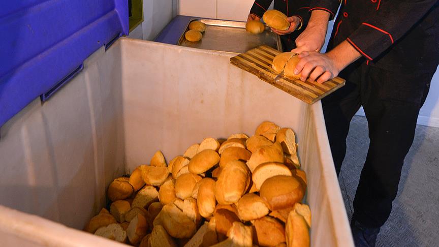 15 Temmuz'da asker sokağa iner diye bin kumanya istemişler