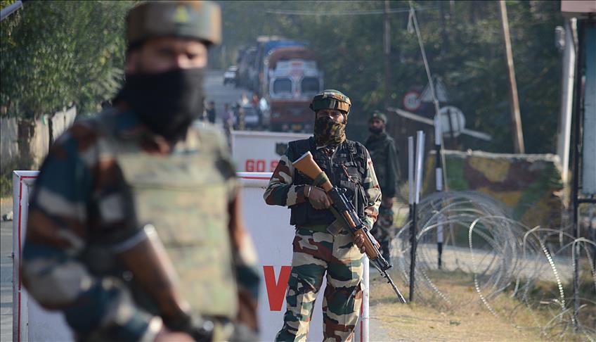 Bomb blast in Jammu Kashmir kills 4 Indian policemen