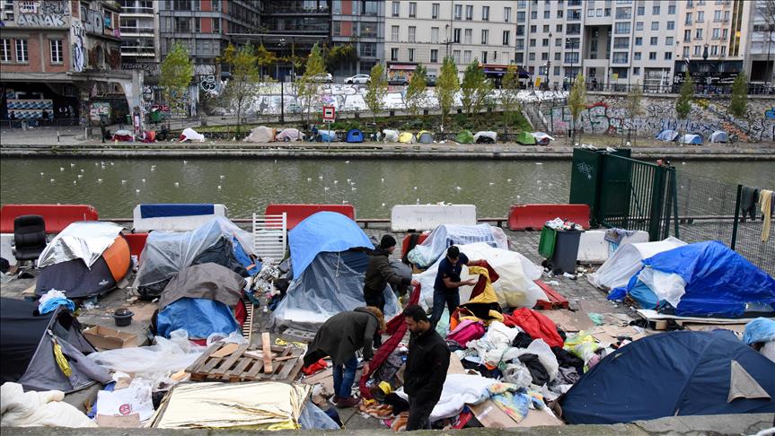 Number of asylum seekers hits record high in France