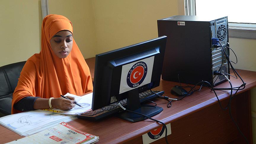 TİKA'dan Somali'ye eğitim desteği  