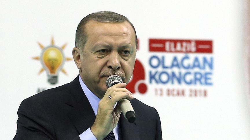 Erdogan poručio SAD-u: Ne možete slati oružje teroristima pa govoriti "mi smo strateški partneri" 