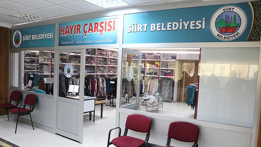 'Hayır Çarşısı'ndan ücretsiz alışveriş yapıyorlar