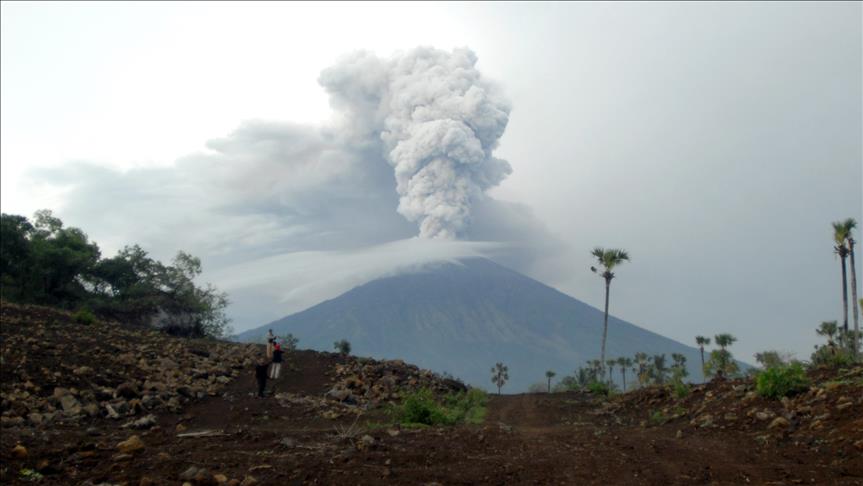 Philippines warns of volcano eruption