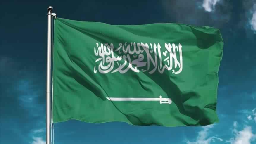 عدد سكان السعودية 32.5 مليونا 37 في المائة منهم أجانب