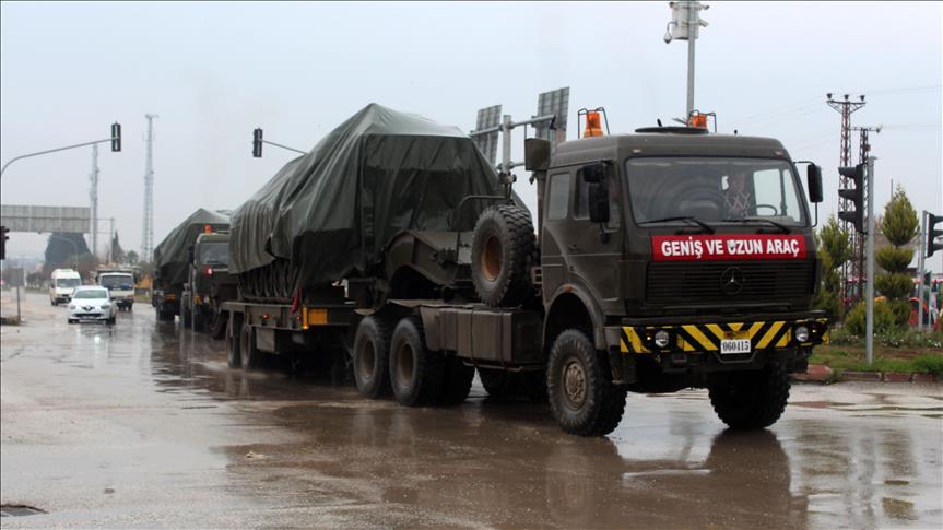 Turkish military shipment arrives at Syrian border