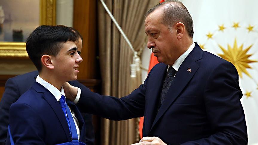 President Erdogan receives Palestinian teen Juneidi 