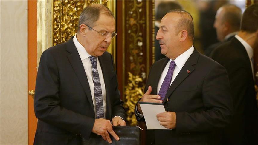 Turkish, Russian top diplomats discuss Syria over phone