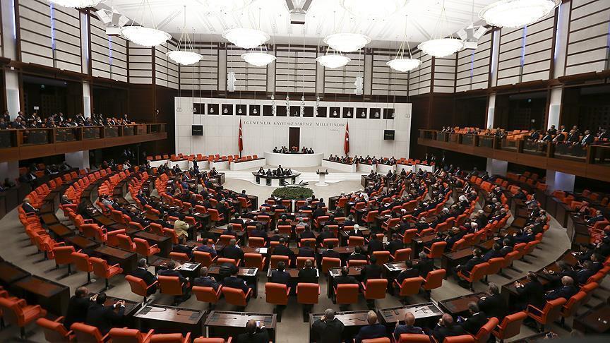 CHP'den 'siyasi haklar ve özgürlüklerle' ilgili Meclis araştırması istemi