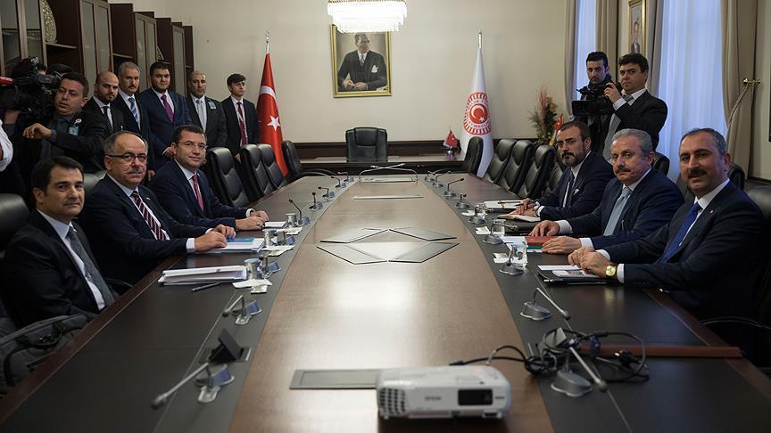 Turkey's political parties discuss electoral alliance