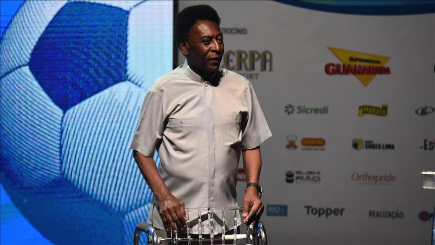 Pelé canceló un viaje a Londres por motivos de salud