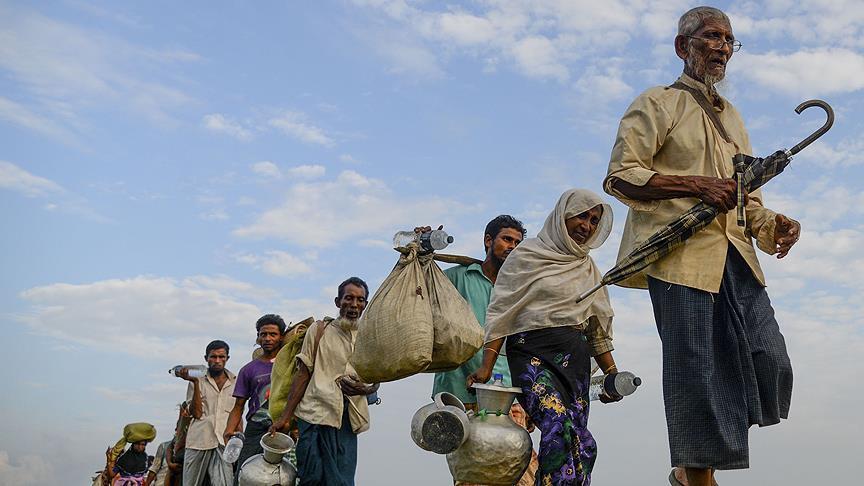 Arakanlı Müslümanların Bangladeş'e kaçışı sürüyor