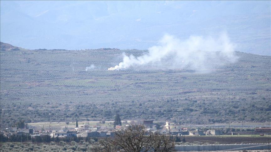 L'Armée turque pilonne des positions du PYD/PKK à Afrin 