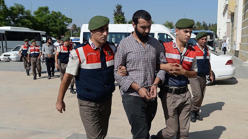 Roman cinayeti sanıklarına ceza yağdı