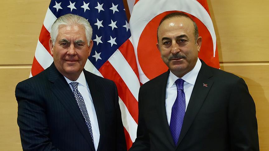 Top diplomats of Turkey, US meet in Paris
