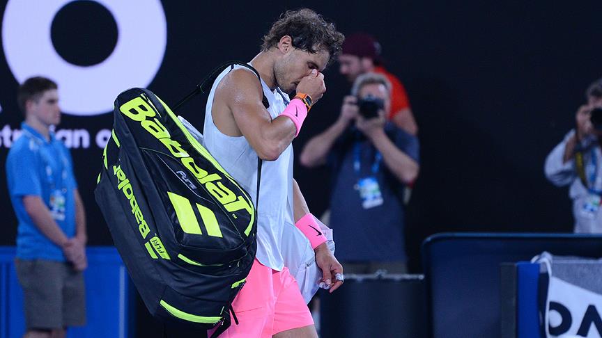 Nadal maçı yarıda bıraktı