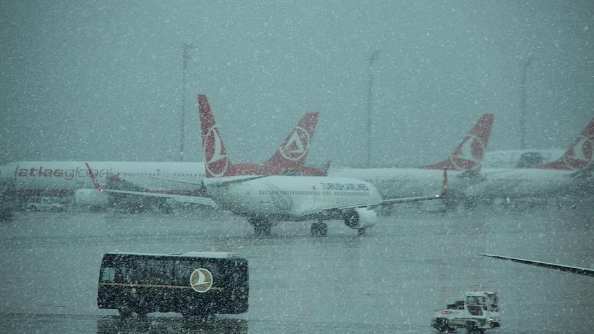 Turquie : Chute de neige à Istanbul
