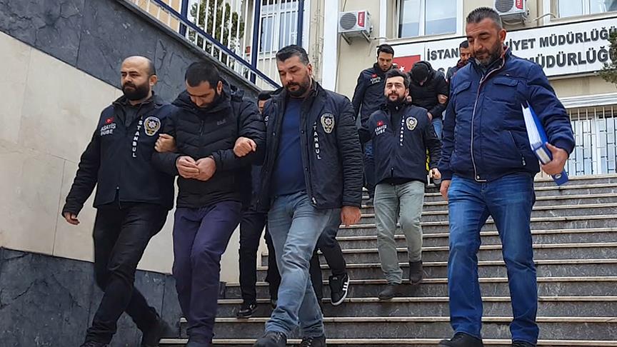 Bankanın tavanını delen hırsızlar yakalandı