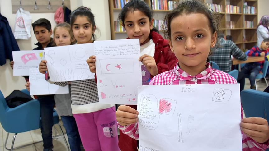 İlkokul öğrencilerinden Mehmetçik'e duygu dolu mektuplar