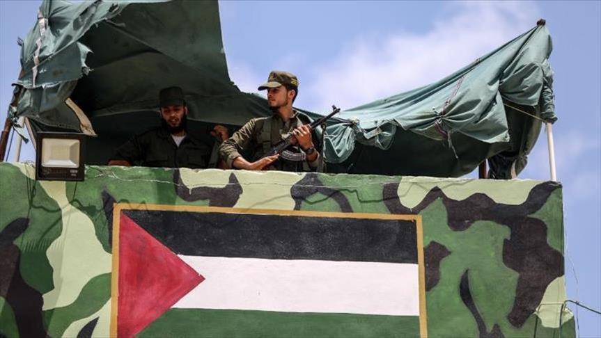 "حماس" تنشر اعترافات لعنصرين من "داعش" منعا السلاح والبضائع عن غزة 