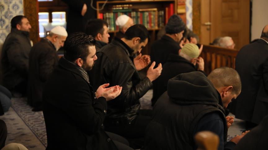 Hacı Bayram Camisi'nde Mehmetçik'e dua