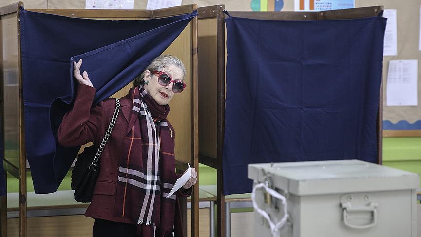 Güney Kıbrıs'ta 'başkanlık' seçimi ikinci tura kaldı