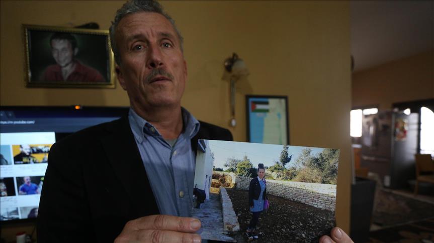 Habla el padre de la joven palestina llevada a juicio por Israel