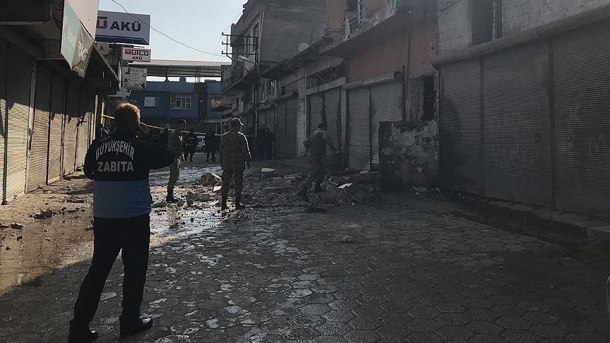 PYD/PKK'nın Reyhanlı'ya roketli saldırılarında 2 kişi hayatını kaybetti