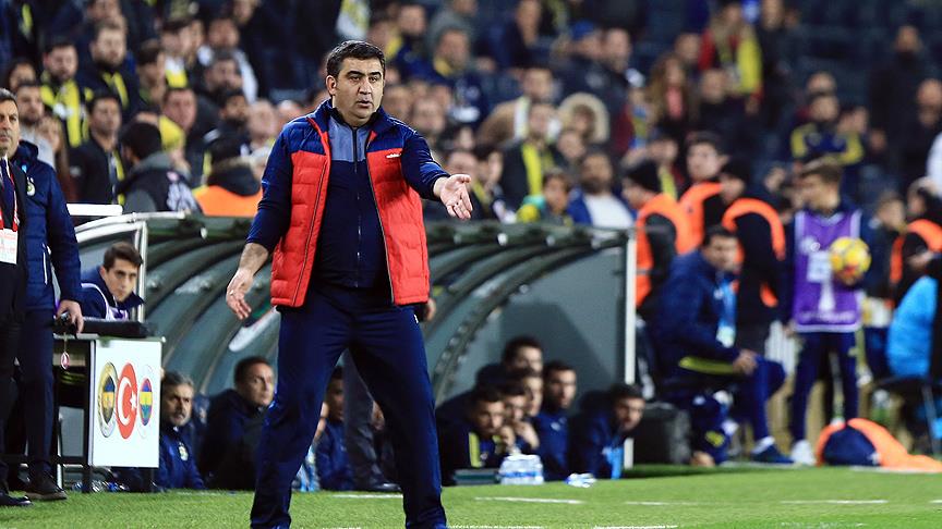 Ümit Özat: Fenerbahçe'nin savunmasını geçmek atomu parçalamaktan zor