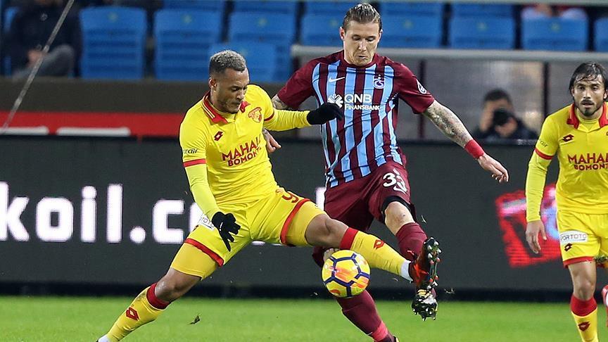 Foot - Turquie / Süper Lig - 20ème j. : Trabzonspor et Göztepe dos-à-dos (0-0)