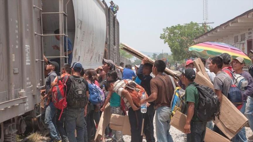 En México rescatan a 301 migrantes centroamericanos