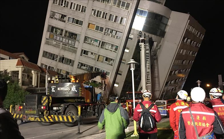 Terremoto en Taiwán deja al menos 5 muertos y más de 250 heridos