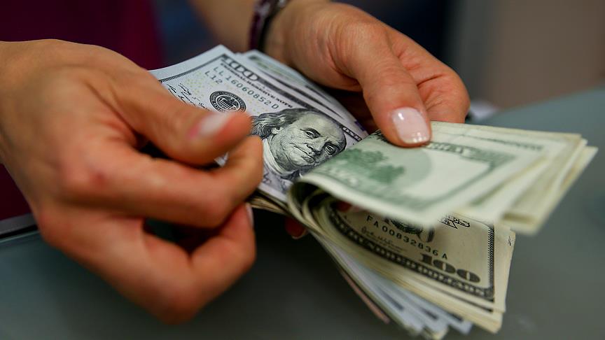 Dolar 3,7950 liradan, avro 4,6620 liradan güne başladı