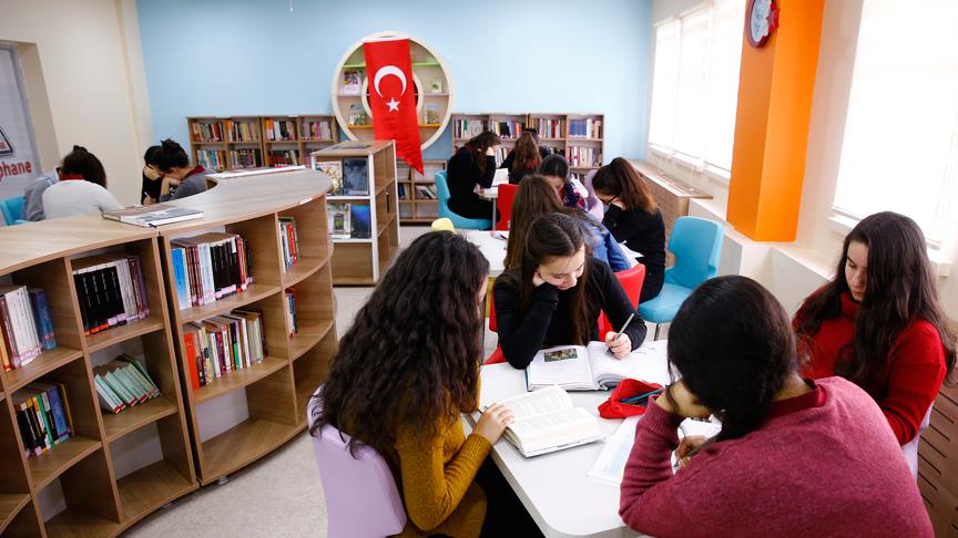 Şehit polisin adı okuduğu okulun kütüphanesinde yaşatılacak