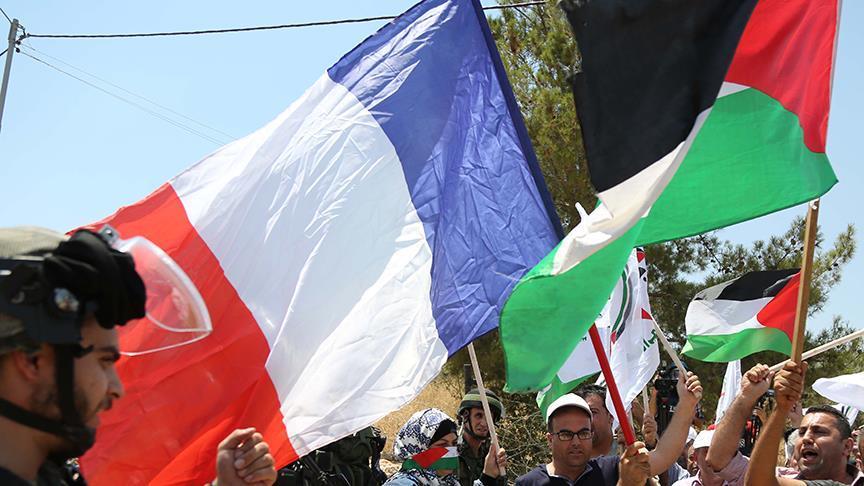 Франция намерена признать независимость Палестины - СМИ