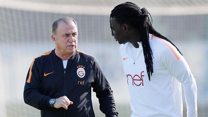 Fatih Terim: Gomis'e ne kadar yetenekli olduğunu hatırlattım