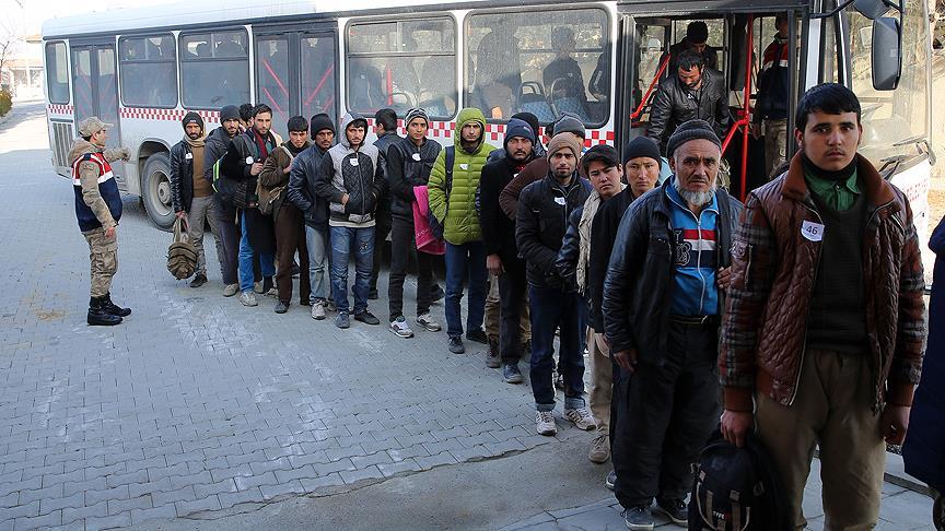 'Kaçak göçmenleri hayrına Erzincan'a getirdim'