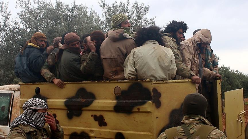 سوريا.. قوات المعارضة تأسر 400 عنصر من داعش في إدلب