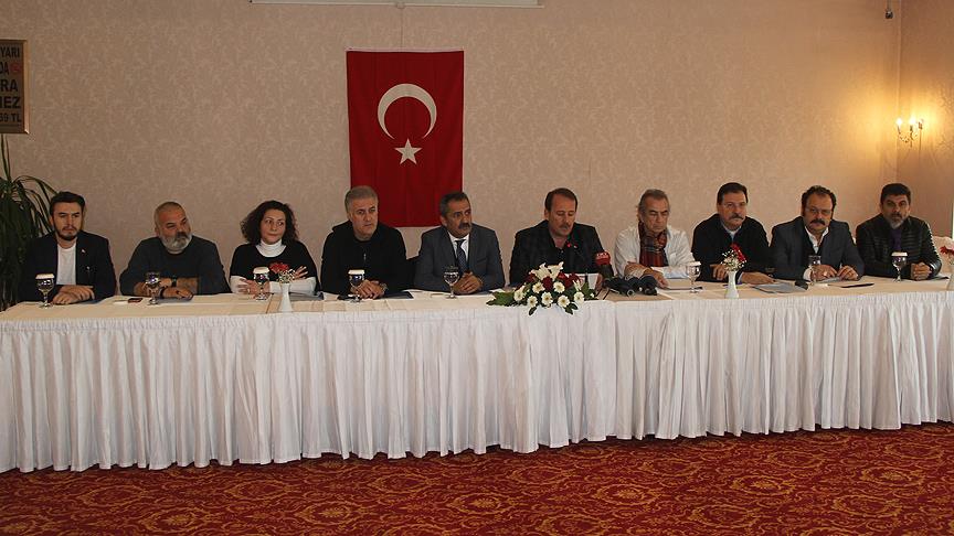 Sanatçılardan Mehmetçik'e destek