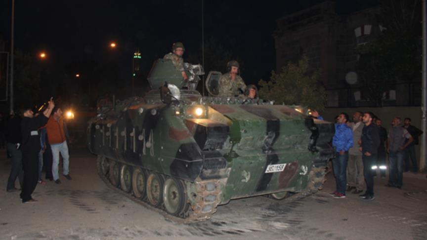 darbeci yarbay askeri personele
