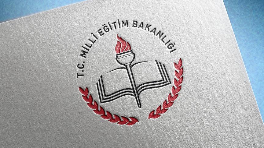 MEB, FETÖ ile iltisaklı bin 272 kişinin çalışma iznini iptal etti