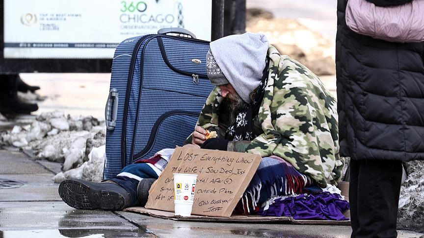 ABD'de evsizler zorlu kış şartlarıyla mücadele ediyor
