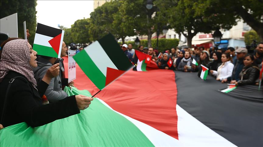 ائتلاف تونسي يطالب بتمرير مشروع قانون "يجرّم" التطبيع مع إسرائيل 