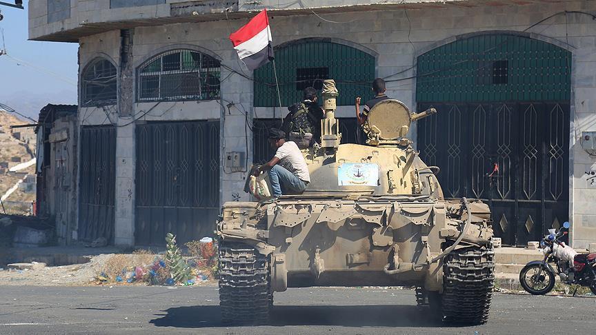 Yémen : Un soldat tué et 6 autres blessés dans l’explosion d’un véhicule militaire à Aden