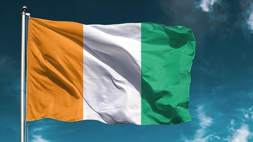 « Oeil voit, bouche ne parle pas », la vraie signification des pagnes en Côte d’Ivoire