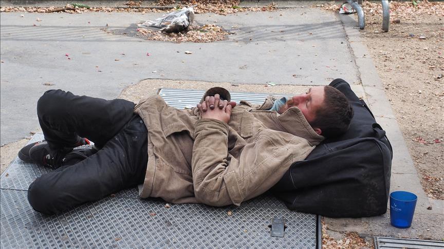 Paris counts nearly 3,000 homeless