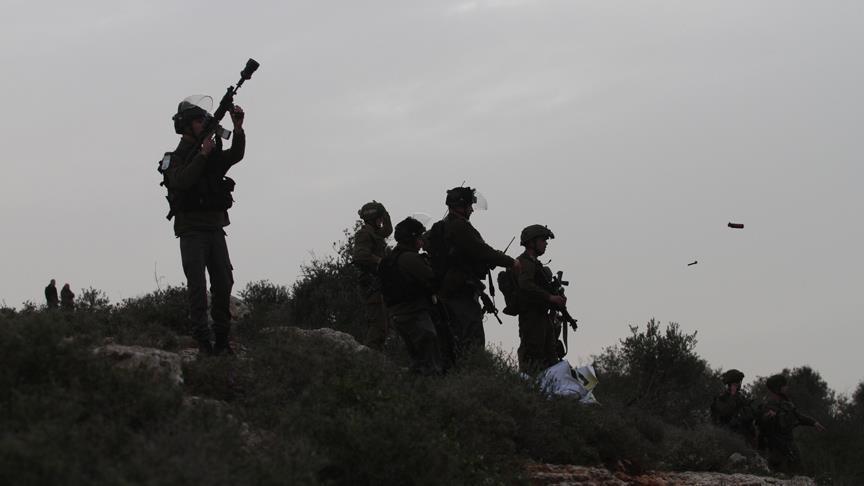 Западен Брег: Израелските војнци приведоа 20 Палестинци