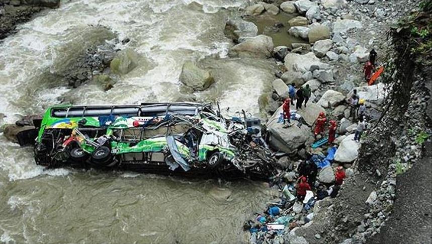 Peru: Autobus sletio niz liticu, najmanje 25 osoba poginulo