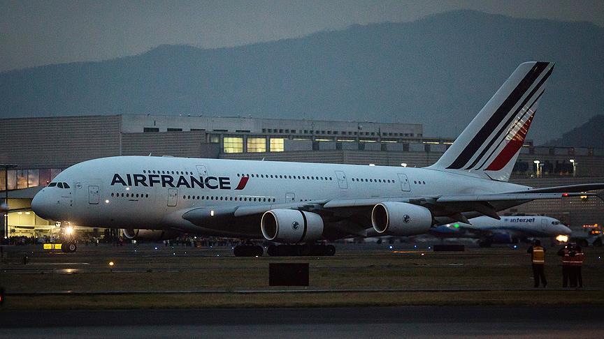 Air France strike grounds half of long-haul flights 