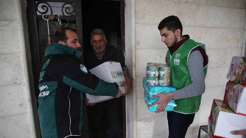 Turkish agency provides aid to civilians in NW Syria